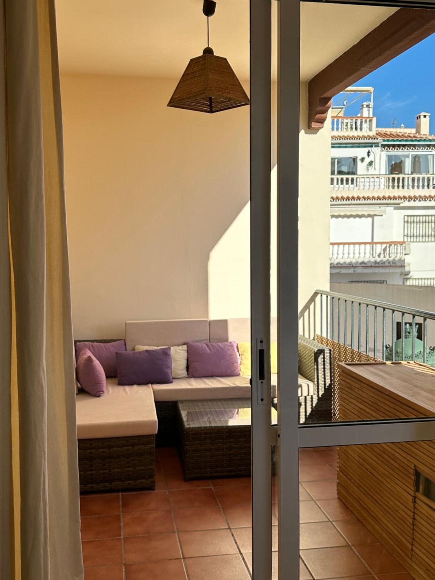 Apartament Tiyoweh Nerja Zewnętrze zdjęcie